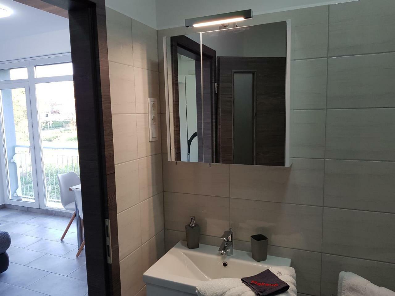 Lakefive Apartments Balatonfuered Экстерьер фото