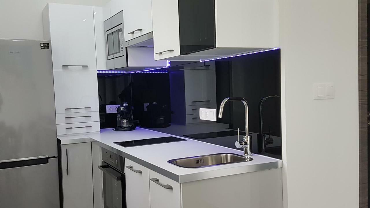Lakefive Apartments Balatonfuered Экстерьер фото