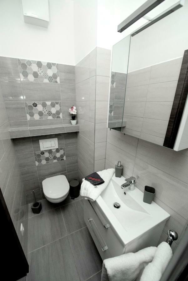 Lakefive Apartments Balatonfuered Экстерьер фото