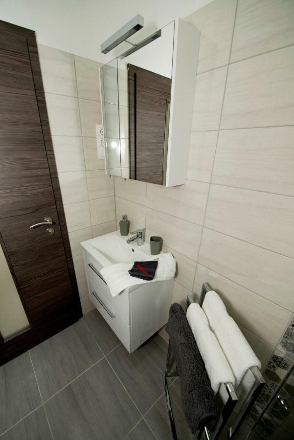 Lakefive Apartments Balatonfuered Экстерьер фото